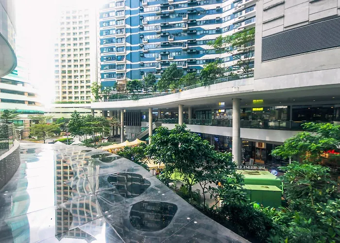 Apartment 2 Bedroom Penthouse Air Makati Gym Swim Park 300 Mbps