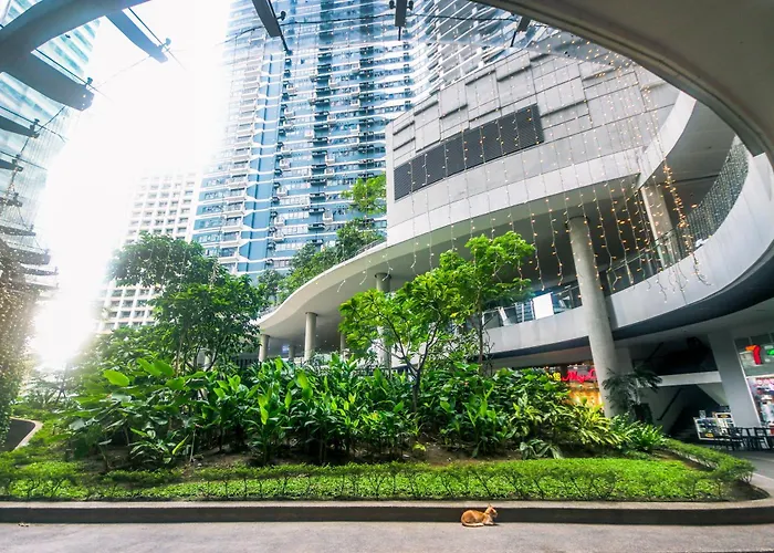 2 Bedroom Penthouse Air Makati Gym Swim Park 300 Mbps Manila
