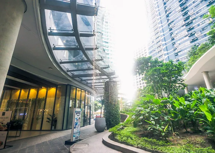 Apartment 2 Bedroom Penthouse Air Makati Gym Swim Park 300 Mbps Manila