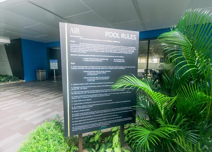 Apartment 2 Bedroom Penthouse Air Makati Gym Swim Park 300 Mbps *