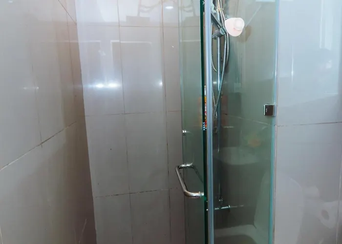 2 Bedroom Penthouse Air Makati Gym Swim Park 300 Mbps Manila