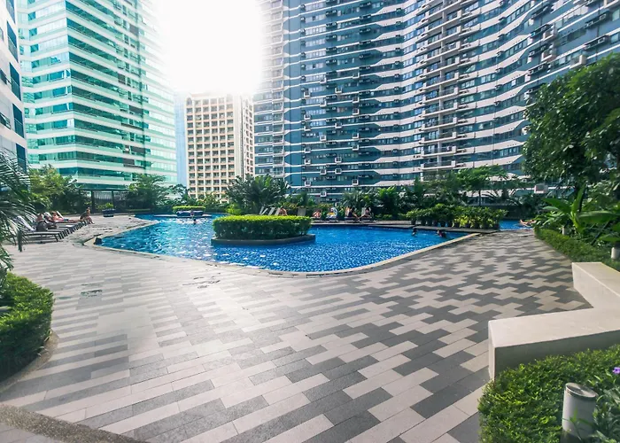 2 Bedroom Penthouse Air Makati Gym Swim Park 300 Mbps * Manila